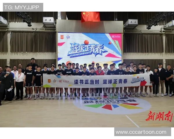 姚明在巅峰对决中战胜詹姆斯展现中国篮球的力量与荣耀