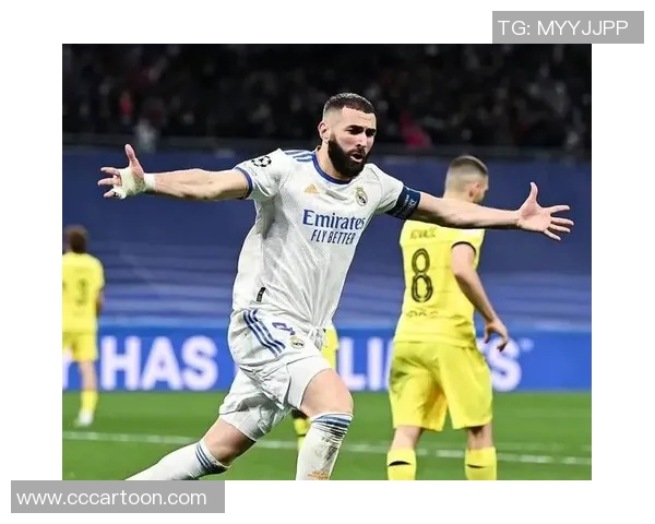 本泽马梅开二度，皇马大将率队晋级欧冠八强，强势击败对手